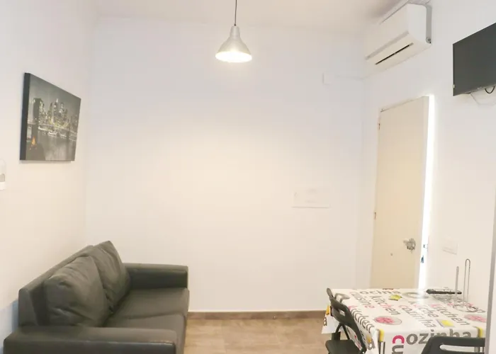 Canario I * كونيل ذي لا فرونتيرا